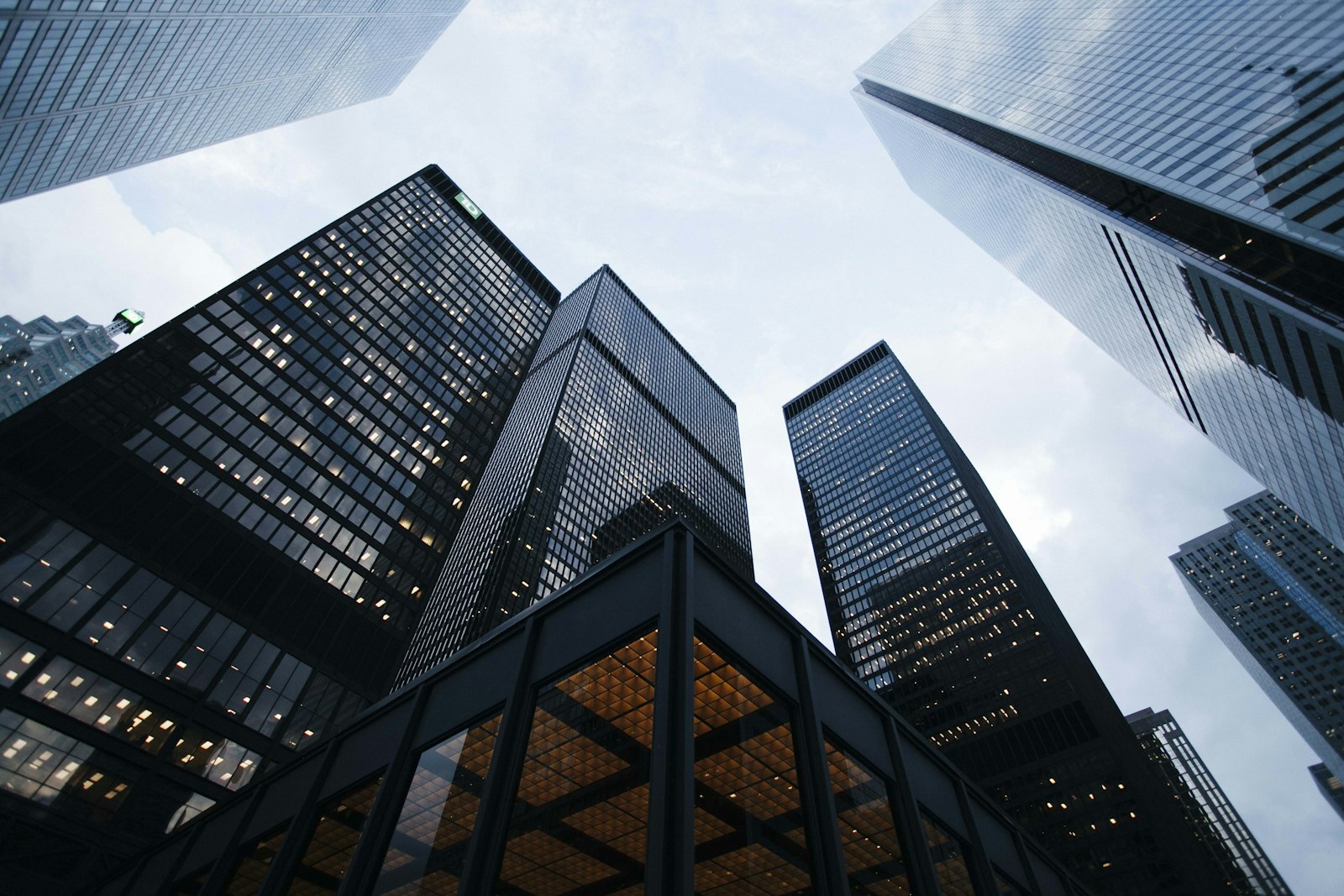 Phoenix Arizona real estate investment — featured guide image